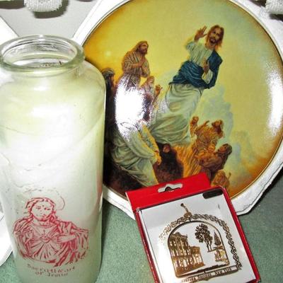 Crucifixion Plates plus other items - See all photos 