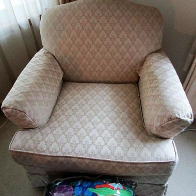 White Chair with Comforter