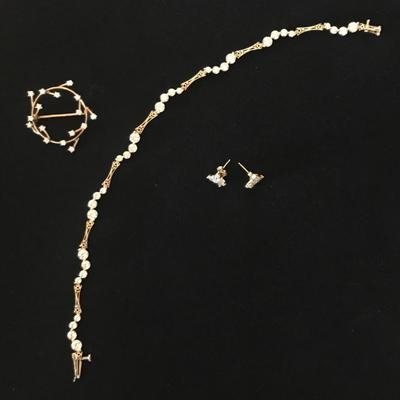 Lot 39 - 14K Gold with CZ Bracelet, Pin and Earrings