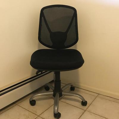 Lot 11 - Adjustable Office Swivel Chair