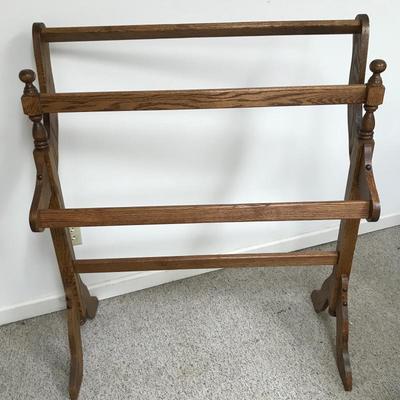 Lot 4 - Two Wooden Quilt Racks