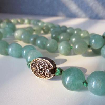 Adventurine Bead Necklace | 28 inches | Silver Clasp