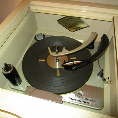 Magnavox Vintage