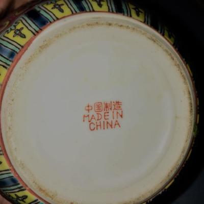 Chinese Pots