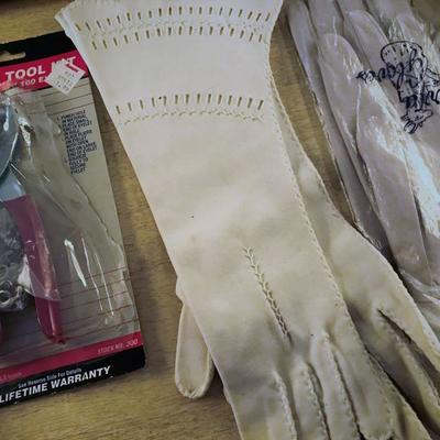 gloves gloves and more leather gloves