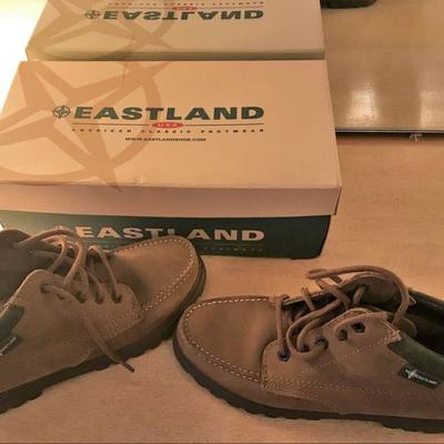 Womens Eastland size 8 Boots  Lot #8