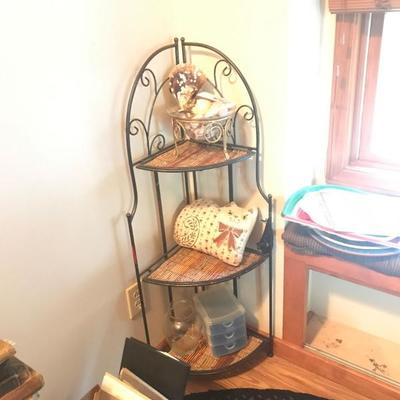 3 tiered shelves wickers