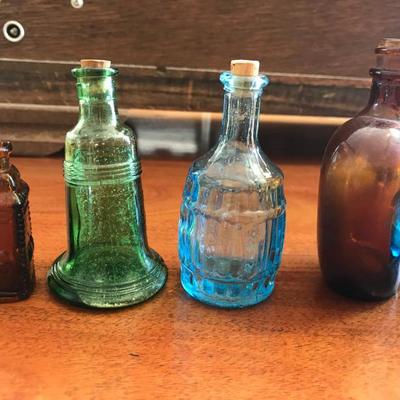 Set of 7 Assorted Miniature Bottle Collection [1159]