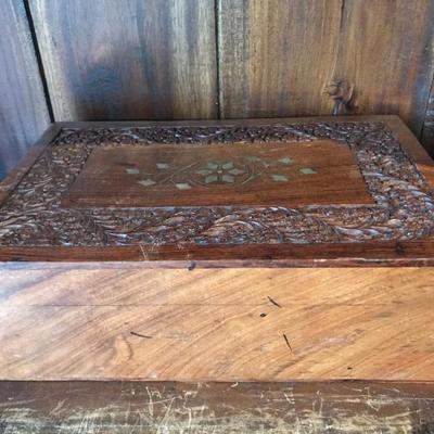 Wood Carved Jewelry / Storage Box [1104]