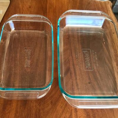 Pair of Pyrex Baking Glassware [1165]