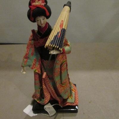 # 141 - Japanese Geshia Doll  