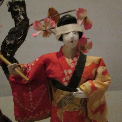 # 96 -Japanese  Dolls