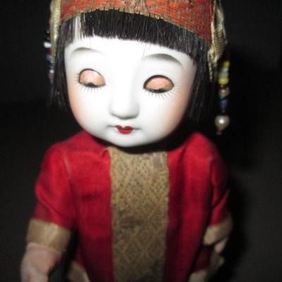 # 44 - Asian Doll