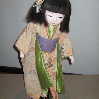 # 132 - Japanese Girl Doll 