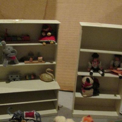 #:336 - Doll House Accessories