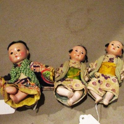 # 319 - Japanese Ichimatsu Dolls