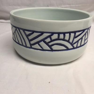 Lot 40 - Nesting Pottery Bowls