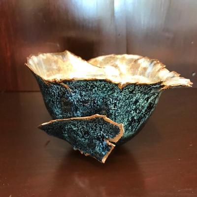 Unique Metal Flower Bowl / Vase [1210}