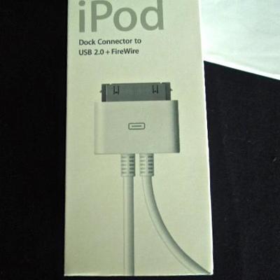 Lot 27: Two IPods 2nd Generation, Case and Charger 