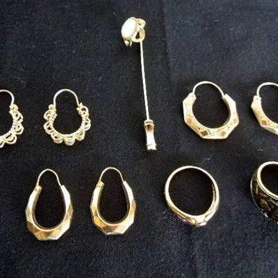 Lot 20: Gold Jewelry 17 grams