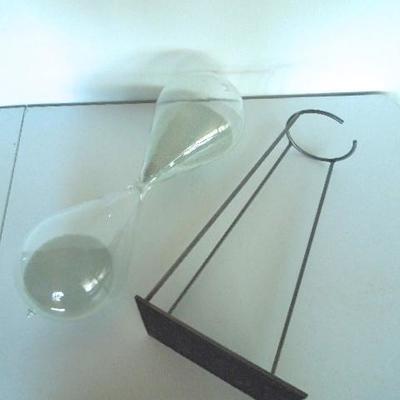 Lot 14: Hand Blown Hourglass with Metal Stand 