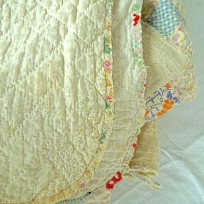 Lot 89: Two Vintage Handpieced Cotton Quilts