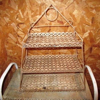 Metal Shelves #323