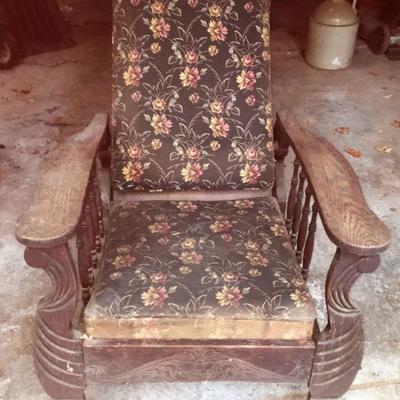 Antique Chair - MUST SEE #354