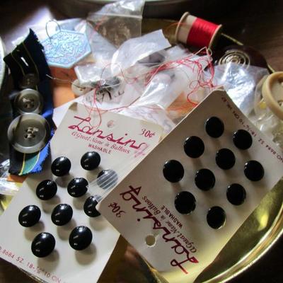 LOADS of Buttons #317