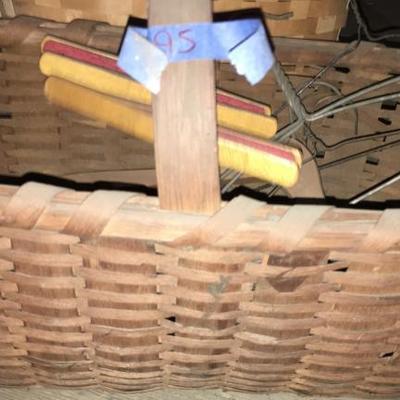 Basket & Hangers #295 