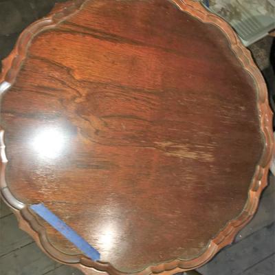Pie Crust Table #284 