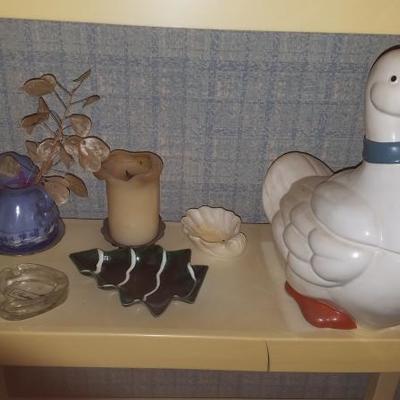 Goose Cookie Jar Plus Extras #207.