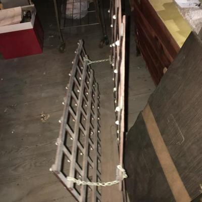 Basket & Hangers #295 