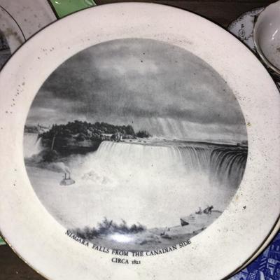 Decorative Plates & China #286 