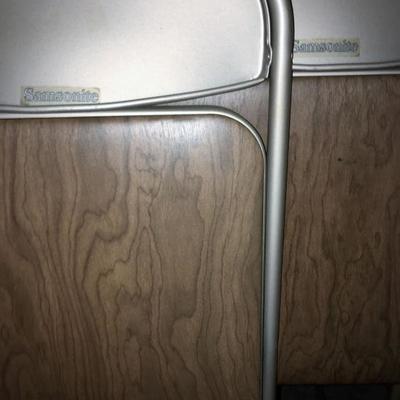 (4) Folding Chairs - Lot #263 