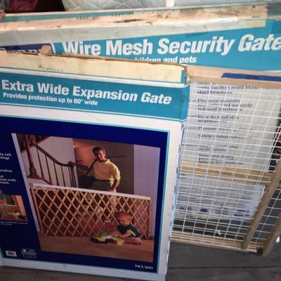 (2) Safety Gates #274 