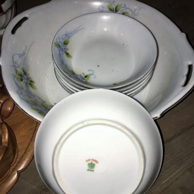 Decorative Plates & China #286 