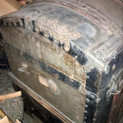 Dome Top Trunk #288 