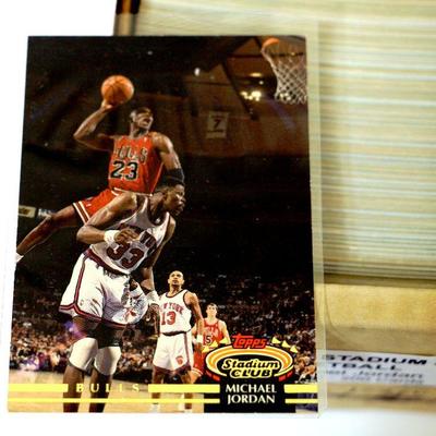 1992 Topps Stadium Set Basketball Complete Set 200 Cards w/ Michael Jordan