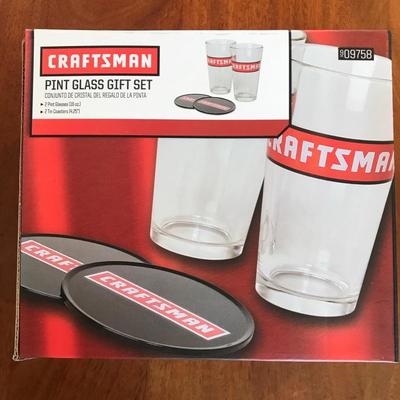 Craftsman pint glass gift set/New in box {2016}