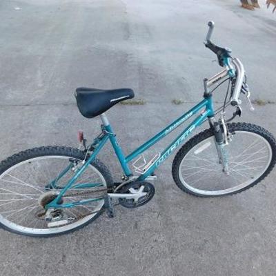 pacific 18 speed mountain bike