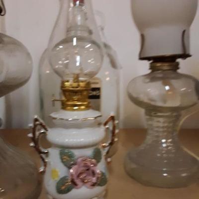 Small Hurriane oil lamp