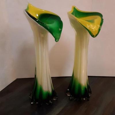 Vase pair