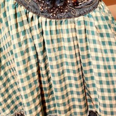 Vtg Denim Seersucker Hand embroidered full sweep skirt