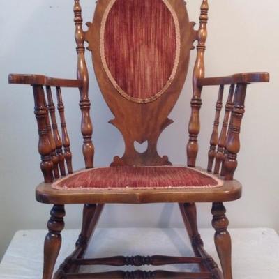 Antique Oak Rocking Chair 40 x 23