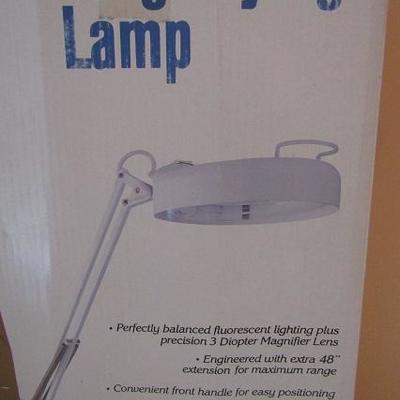 Table Clamp Magnifying Lamp