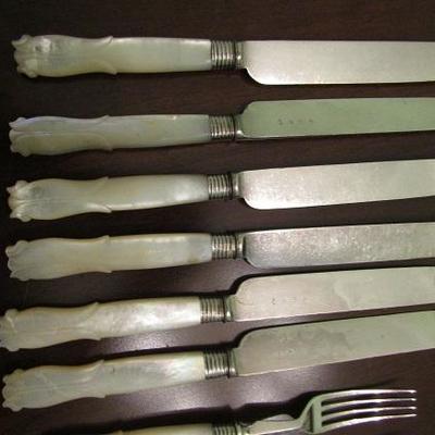 14 Pieces Mother of Pearl Handled Flatware