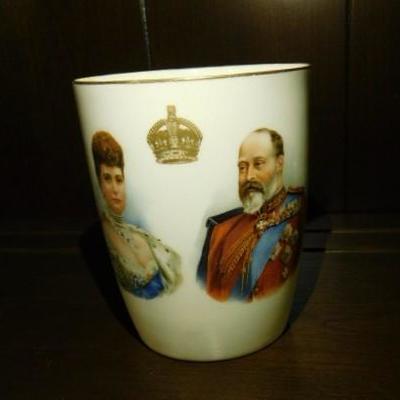 Royal Dalton Porcelain Co Commemorative Beaker to King Edward VII 1902