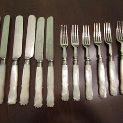 14 Pieces Mother of Pearl Handled Flatware