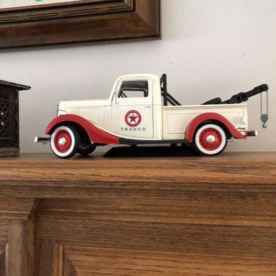 antique model truck